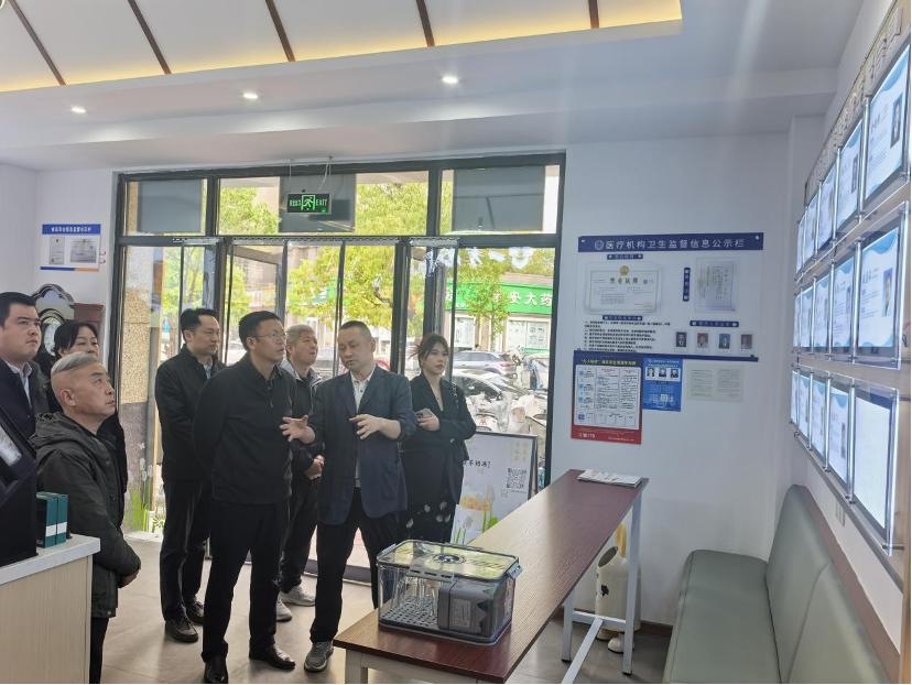 <strong>淮安市清江浦区政协第七委员履职小组开展参观调研活动</strong>